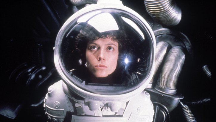 Alien - Ridley Scott.